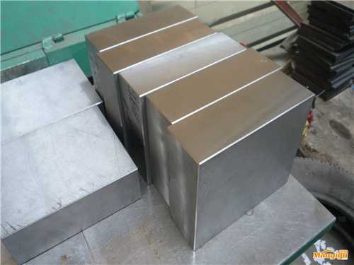 空调用什么模具材料